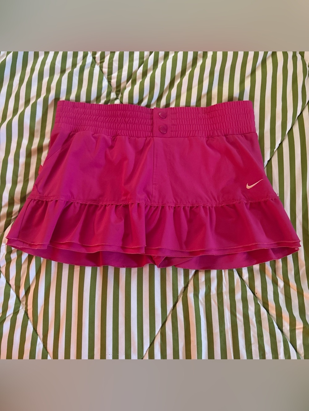 Nike Hot Pink Elastic Waist Athletic Skirt